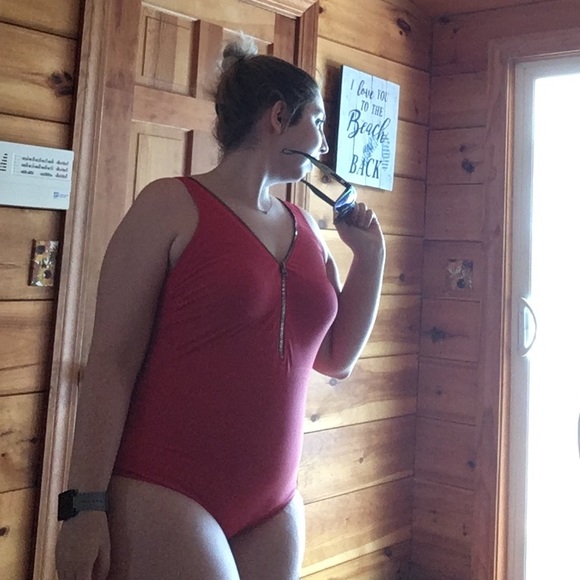 Posh Ambassador -Top Rated, Ships Fast, Top Sharer - Picture 8 of 10